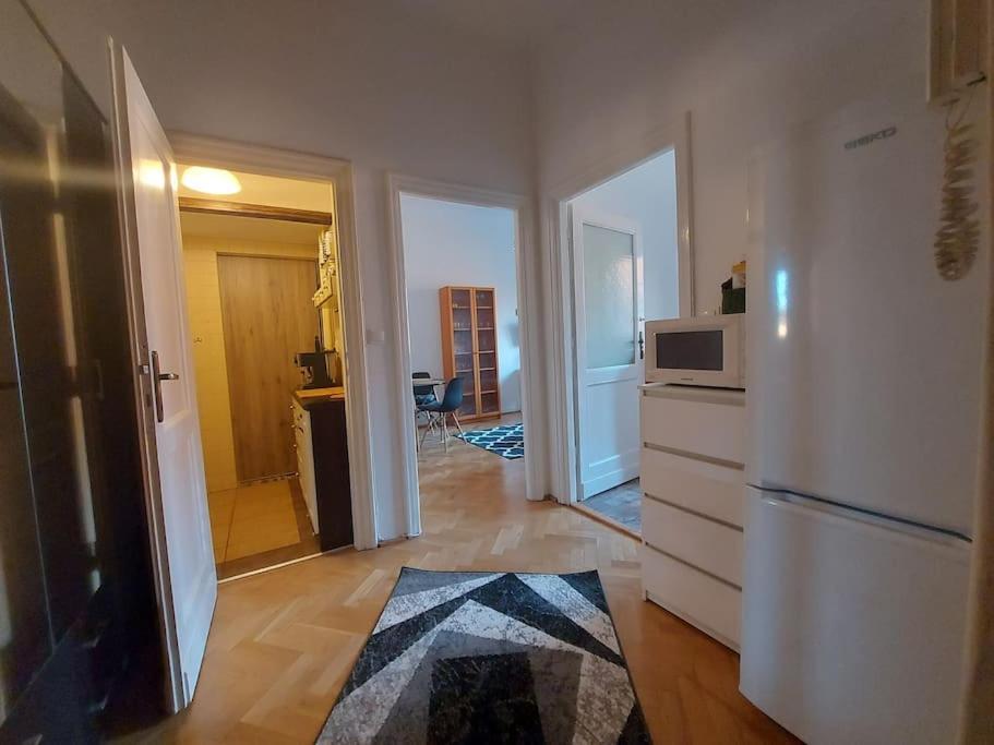 Warsaw Holiday Apartment Экстерьер фото